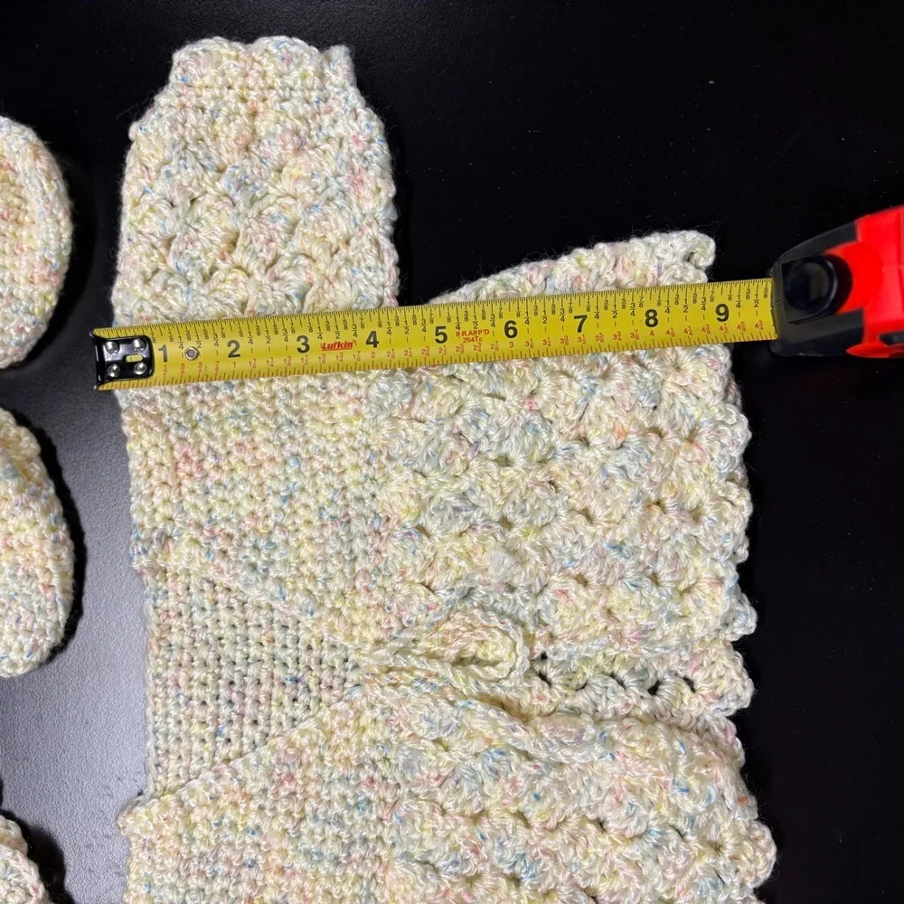 Handmade Crochet Baby Set in Pastel‎